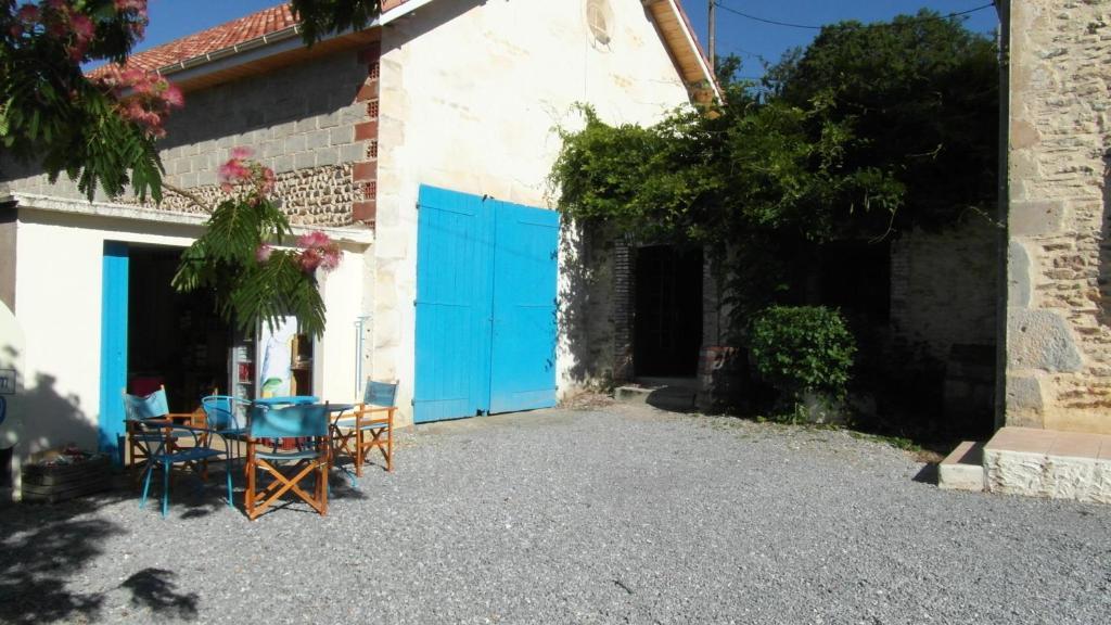 Chambres D'Hotes Domaine De Compostelle Casteide-Candau Exterior foto